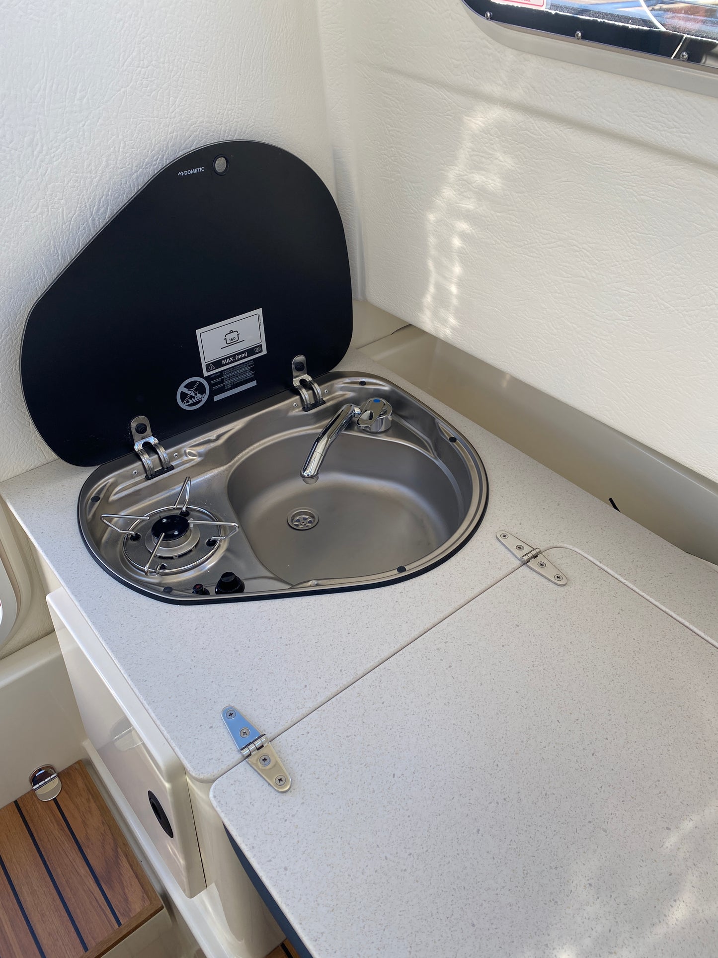 PILOTHOUSE 20