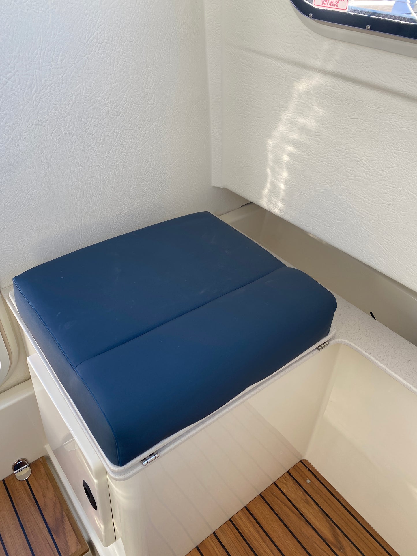 PILOTHOUSE 20