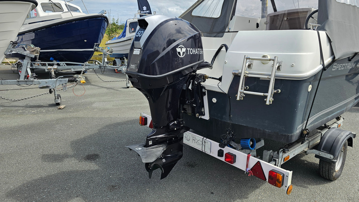 Spectrum 480P w/ Tohatsu 50hp