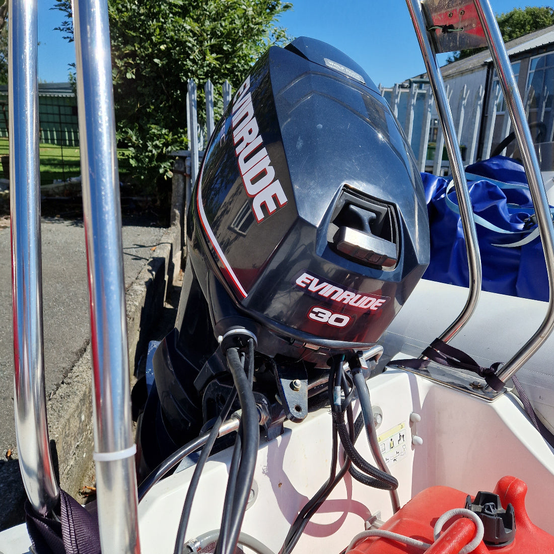 Brig Falcon 400 Deluxe RIB w/ Evinrude E-TEC 30hp