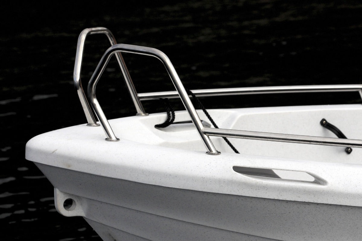 Pioner 14 Bow Rail