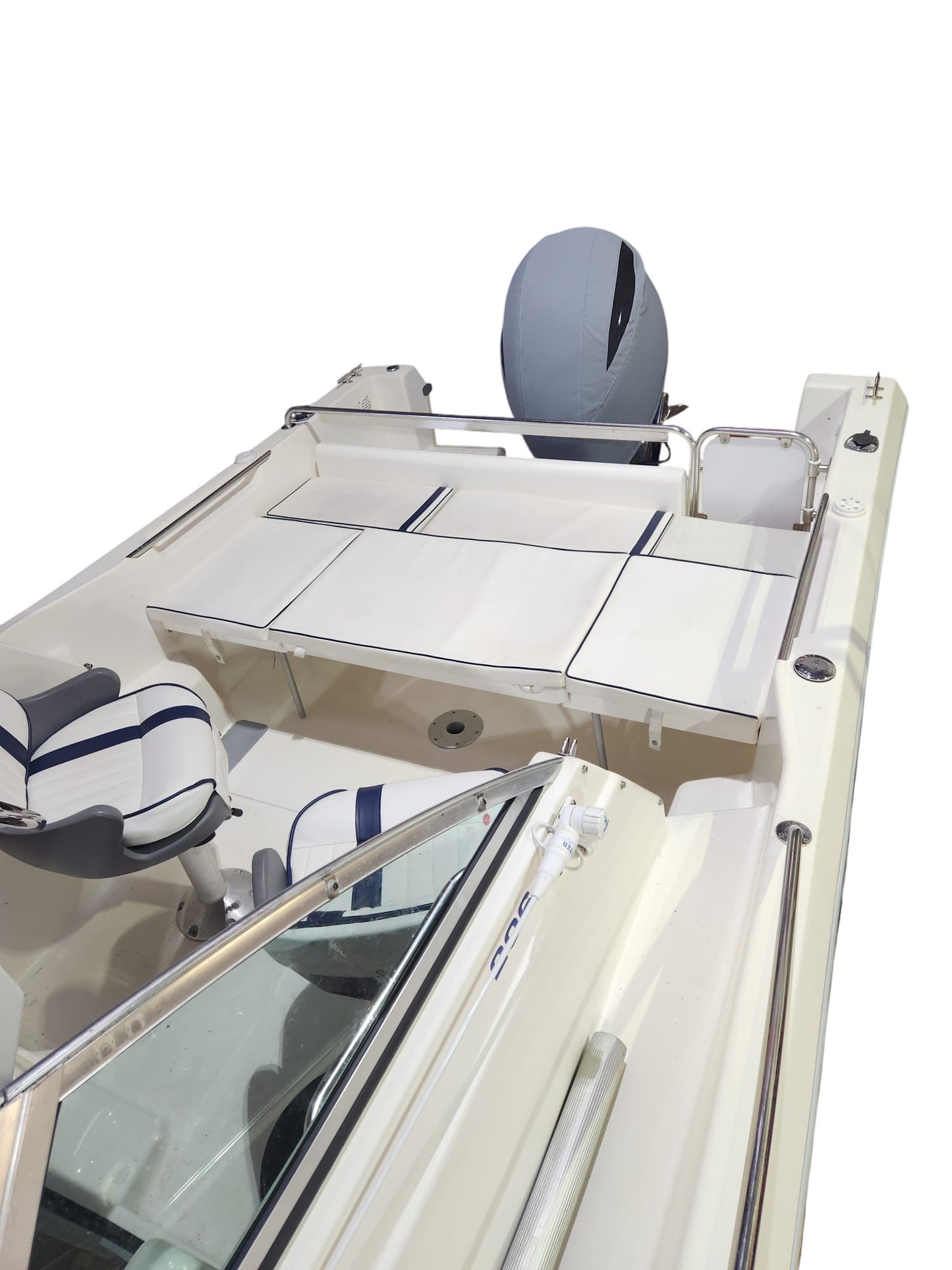 White Shark 206 Cabin w/ Yamaha 150hp