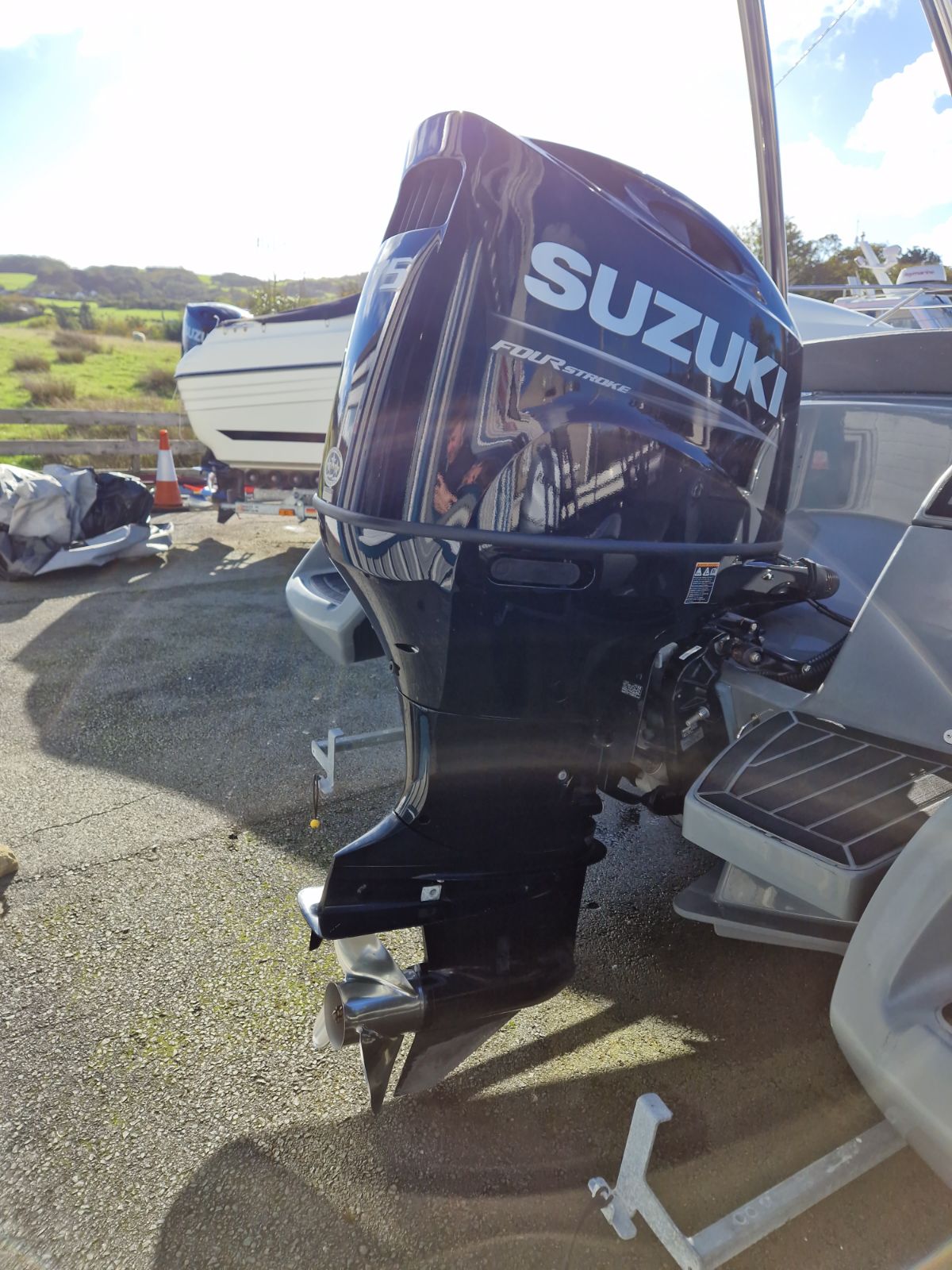 Grand Goldline G650 w/ Suzuki 175hp