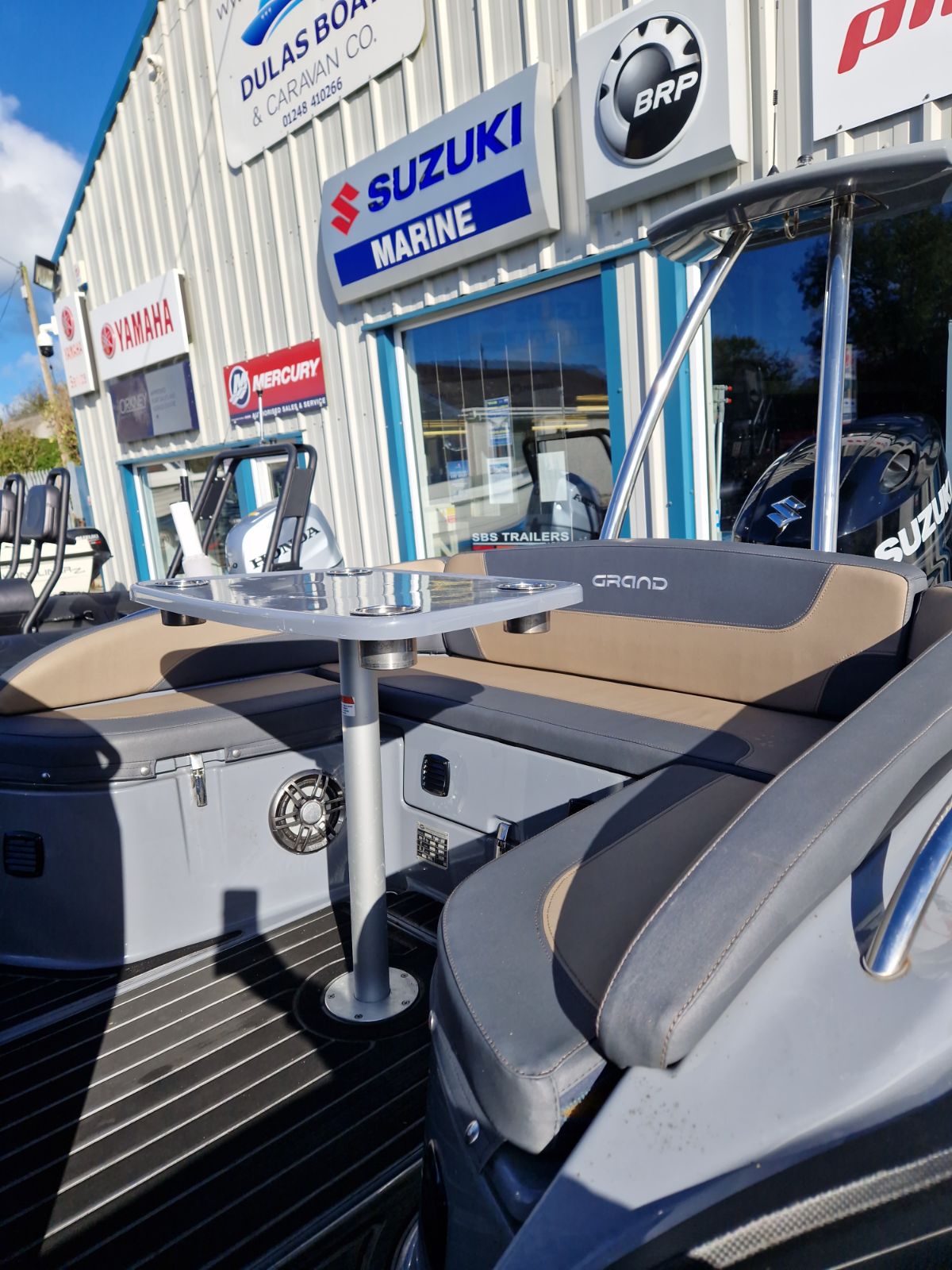 Grand Goldline G650 w/ Suzuki 175hp