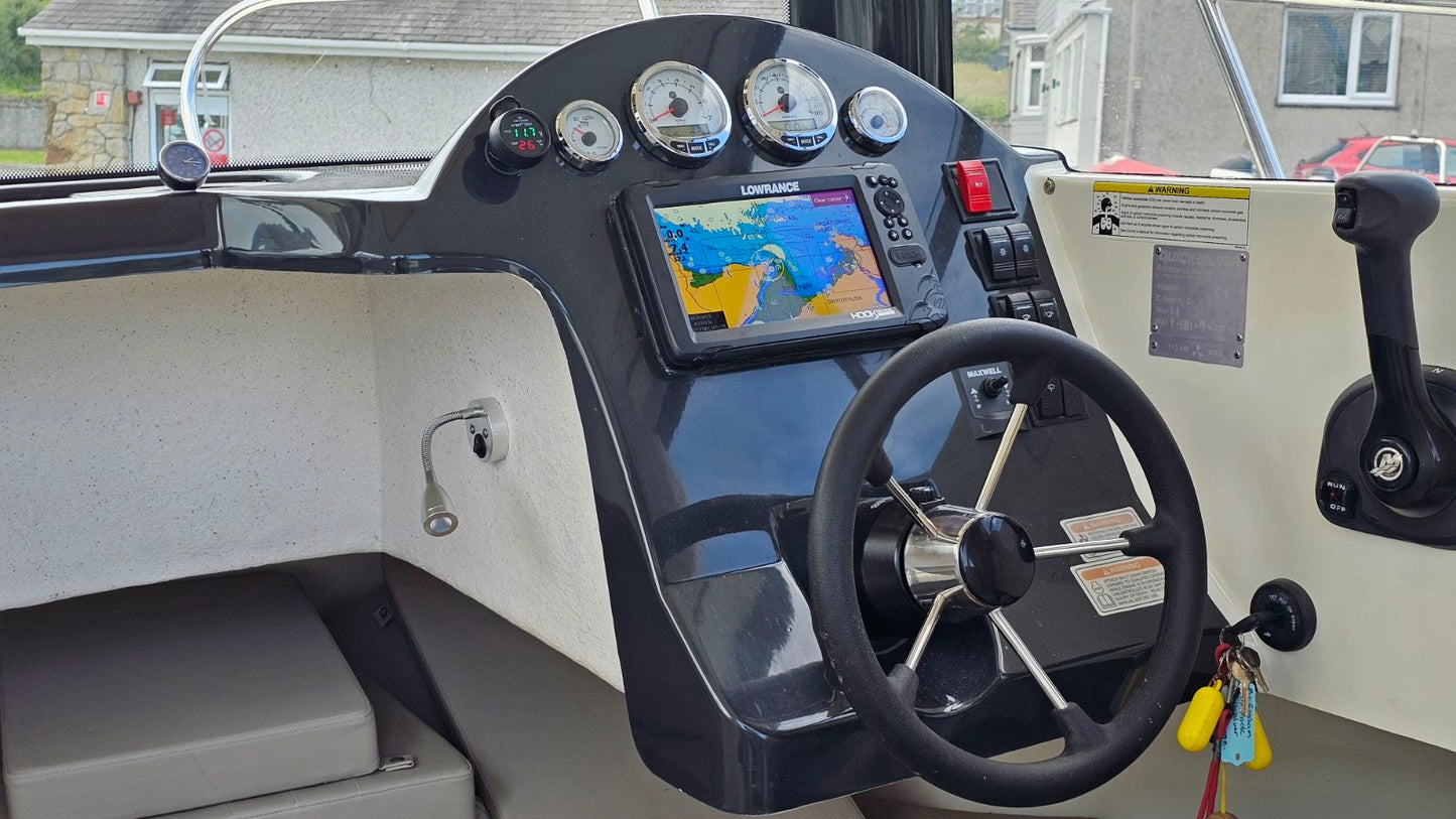 Quicksilver 605 Pilothouse w/ Mercury 115hp