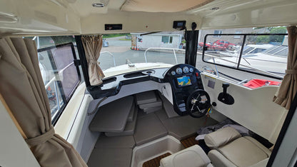 Quicksilver 605 Pilothouse w/ Mercury 115hp
