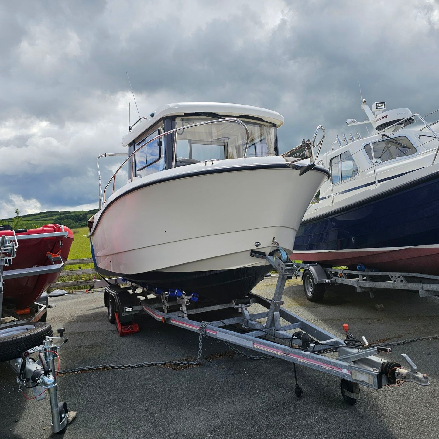 Quicksilver 605 Pilothouse w/ Mercury 115hp