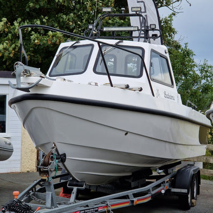 Pirate 22 Cabin w/ Honda 200hp