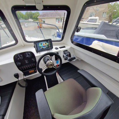 Pirate 22 Cabin w/ Honda 200hp