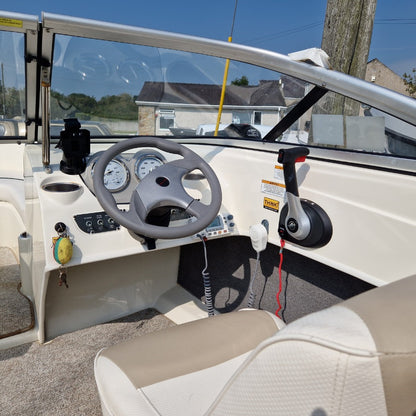 Bayliner 175GT w/ 3.0L MerCruiser