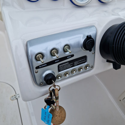 StarCraft C-Star 1800 w/ Mercruiser 4.3L Inboard