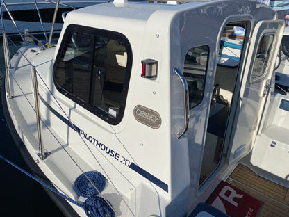 PILOTHOUSE 20
