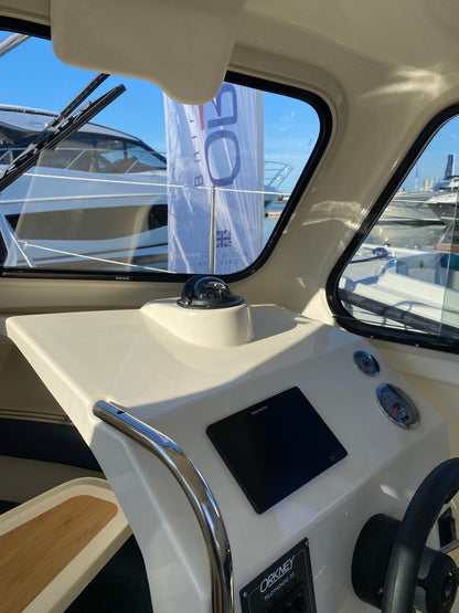PILOTHOUSE 20
