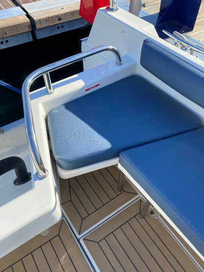 PILOTHOUSE 20