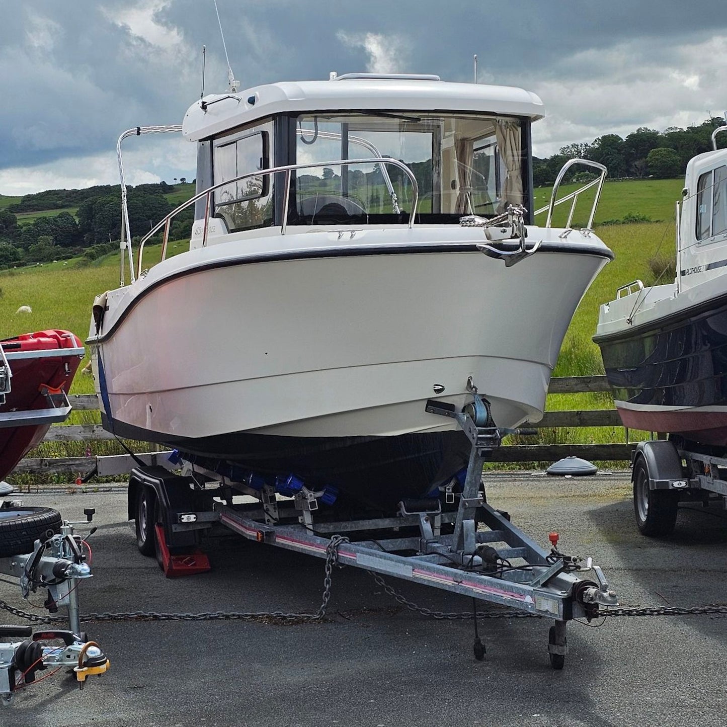 Quicksilver 605 Pilothouse w/ Mercury 115hp