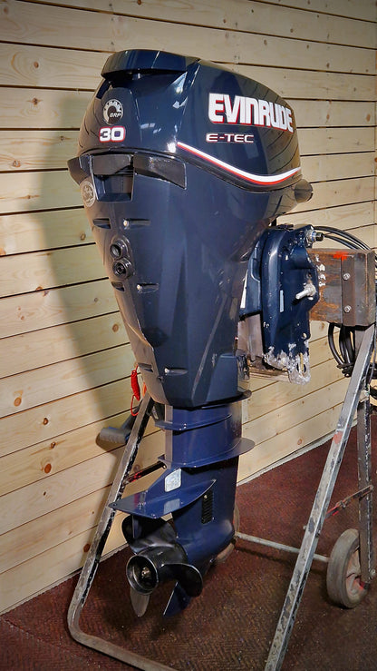 2013 Evinrude 30hp Outboard - Long Shaft