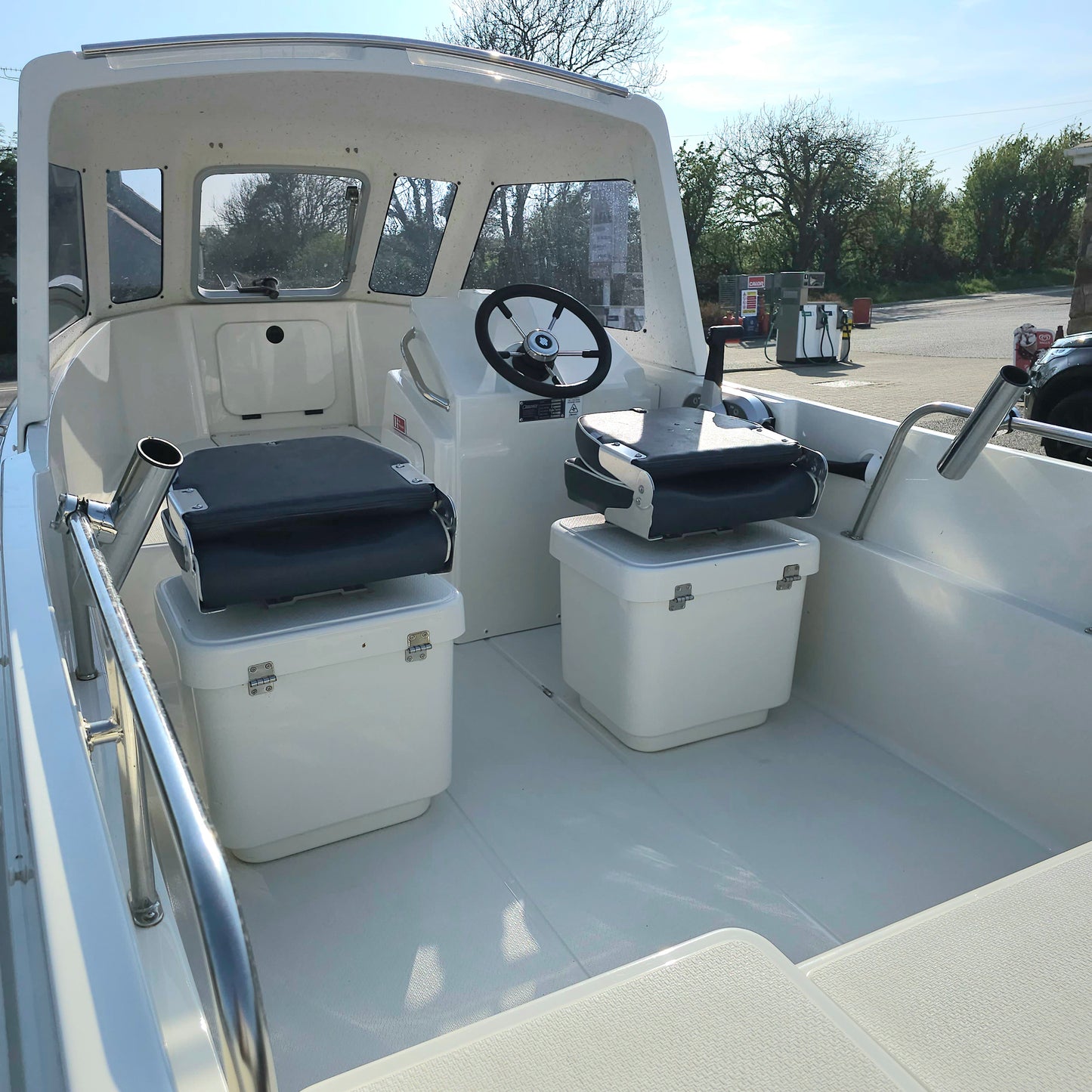 Orkney 452 Series II w/ Mercury 30hp