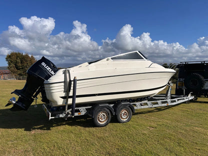Jeanneau Leader 605 w/ Suzuki 200hp