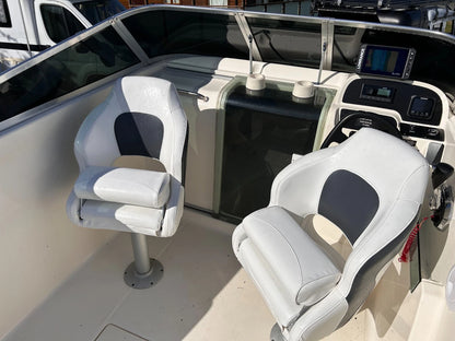 Jeanneau Leader 605 w/ Suzuki 200hp