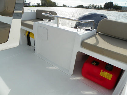 Jeanneau Cap Camarat 4.7 CC w/ Honda 50hp
